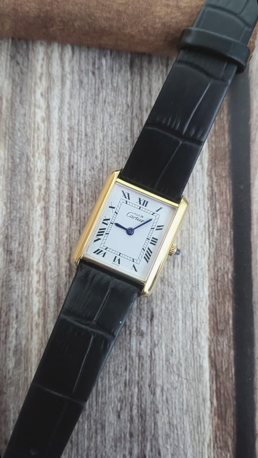 감정서포함 정품 까르띠에 머스트 드 탱크 lm사이즈 남여공용 수동시계 상품이미지6