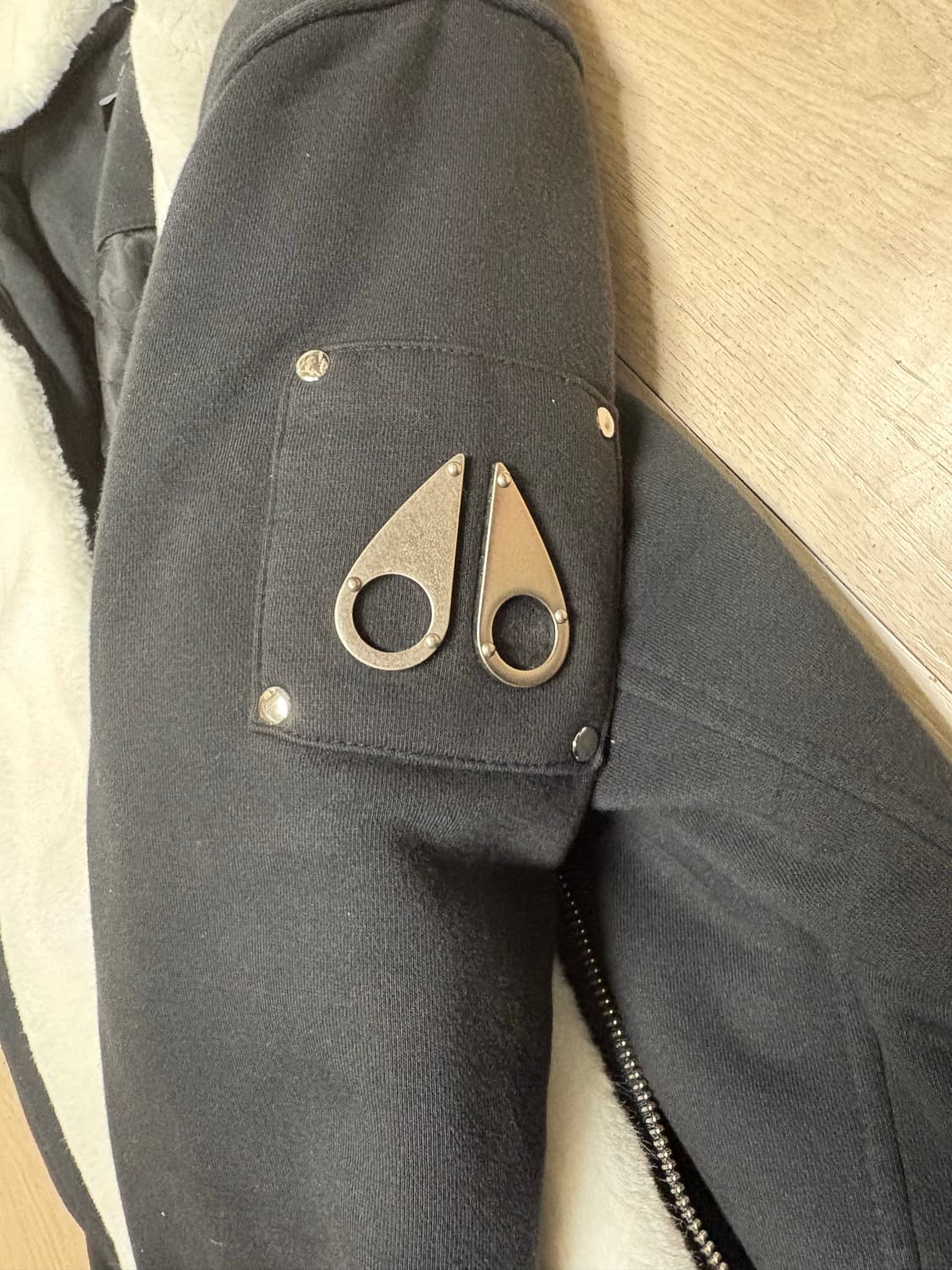 무스너클 후드 집업 S 상태 최상 상품이미지2