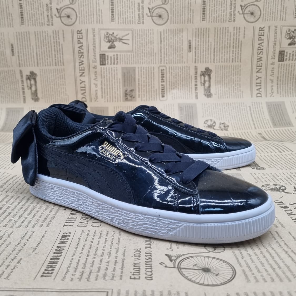 푸마 바스켓 리본 블랙 여성 스니커즈220 상품이미지1