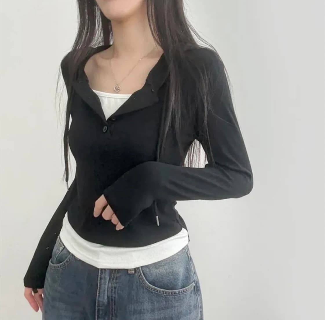 에이블리 일체형 레이어드 슬림 여리핏 옆셔링 긴팔티 상품이미지2