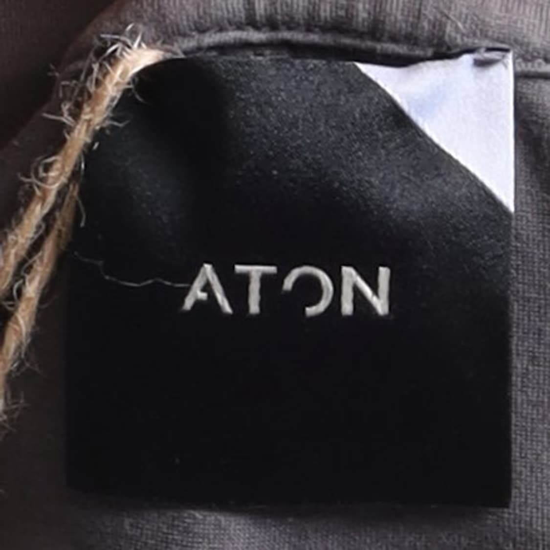 아톤 Aton Cotton T-shirt 
 상품이미지7