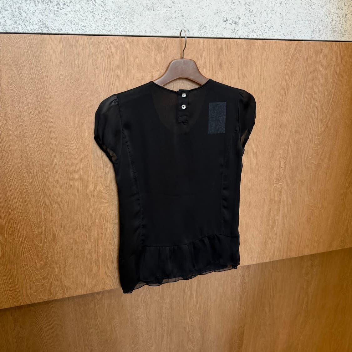 빈티지 캡소매 블라우스 프릴 셔링 디테일 블랙 k35 상품이미지2