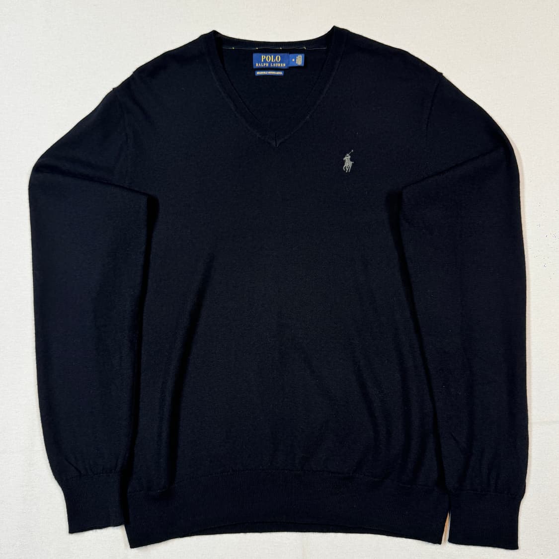 M) 폴로 랄프로렌 워셔블 메리노 울 브이넥 니트 긴팔 블랙 상품이미지2
