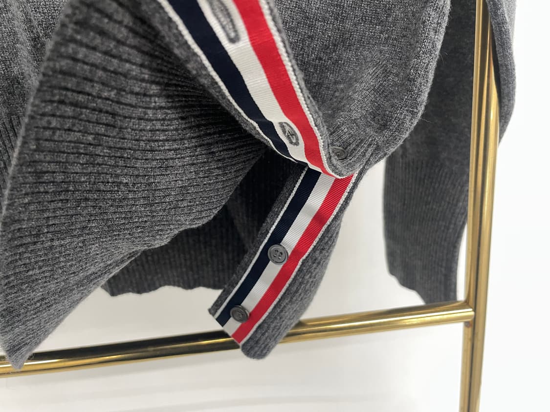 톰브라운 긴팔 니트 상품이미지2