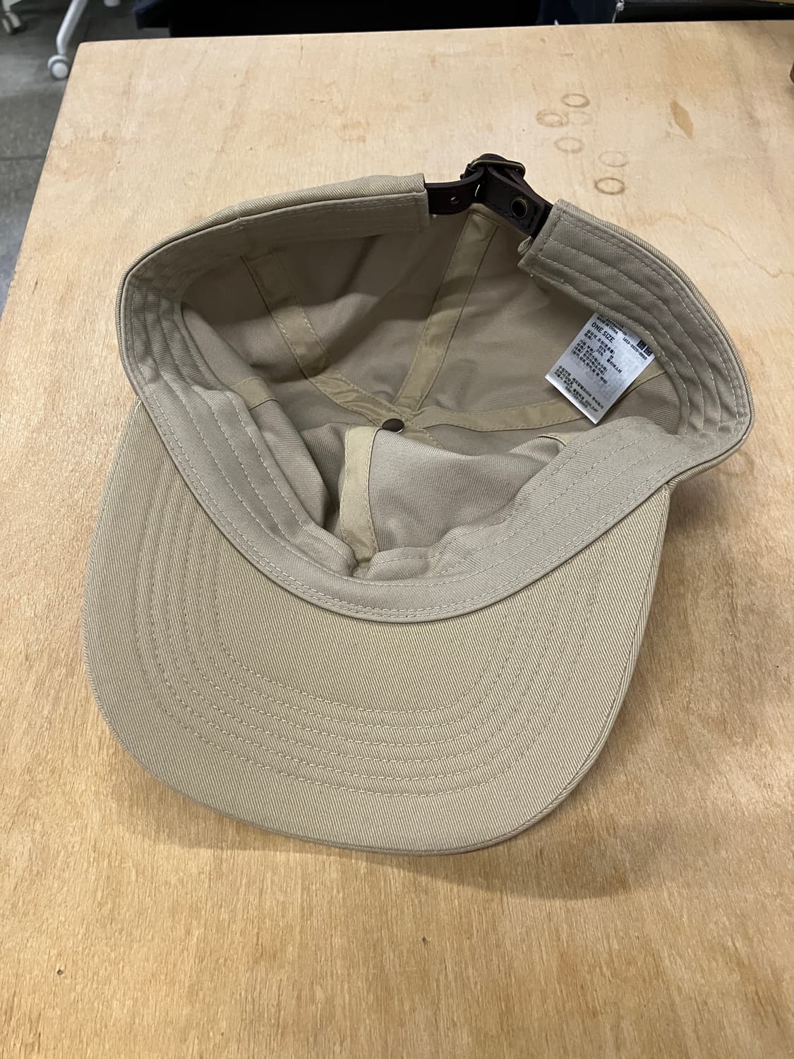 유니클로 uv cut 트윌 볼캡 베이지 미사용 상품이미지6