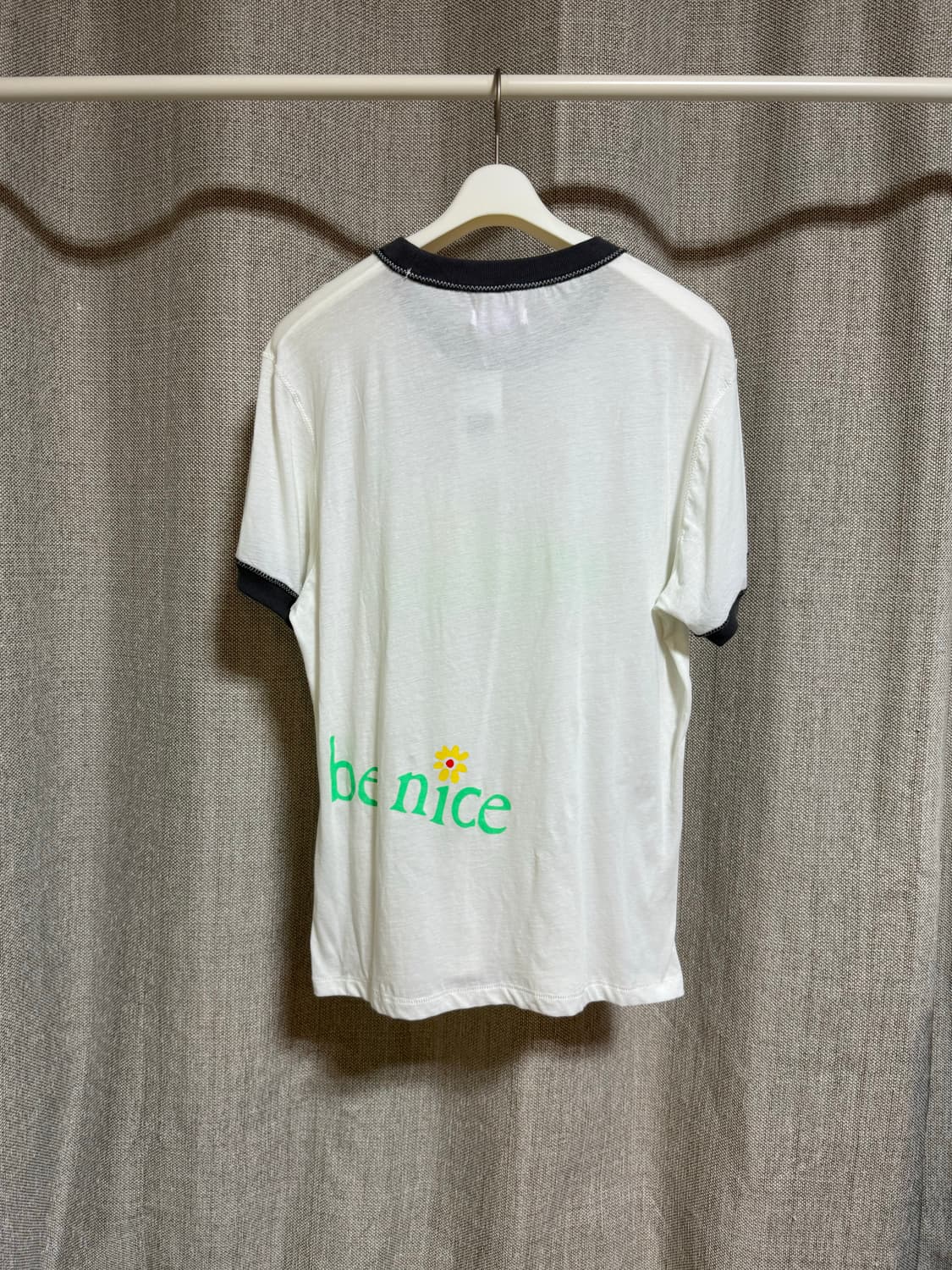 [L] ERL Venice 링거 티셔츠 화이트 상품이미지5