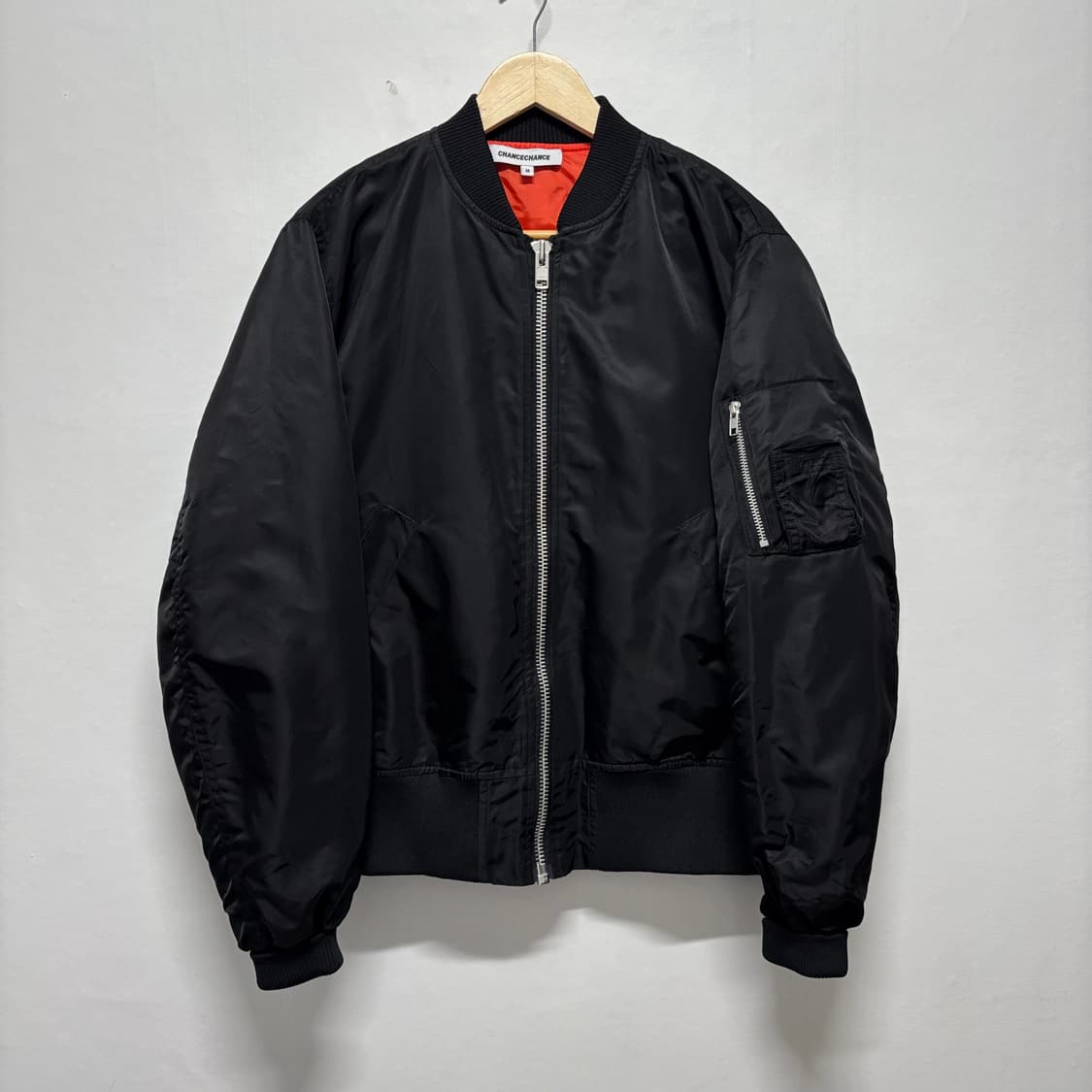챈스챈스 블랙 프린팅 항공점퍼 상품이미지2