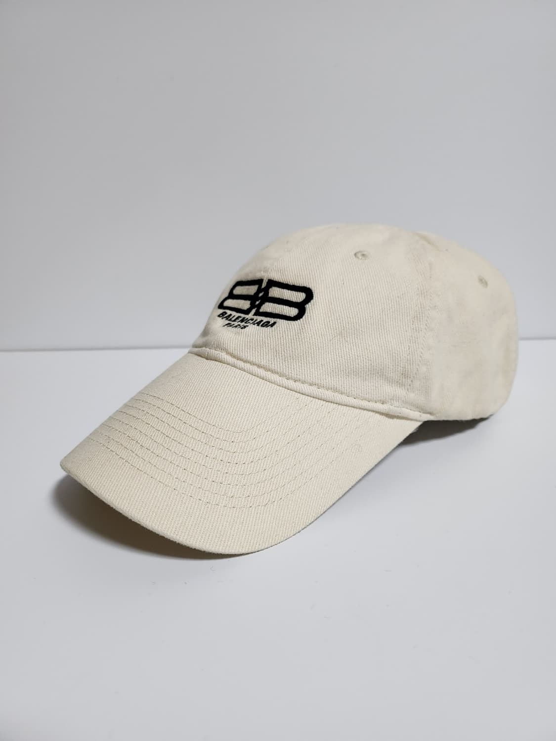 [L] 발렌시아가 크림 코튼 드릴 BB 파리스 볼캡모자 704105 상품이미지1