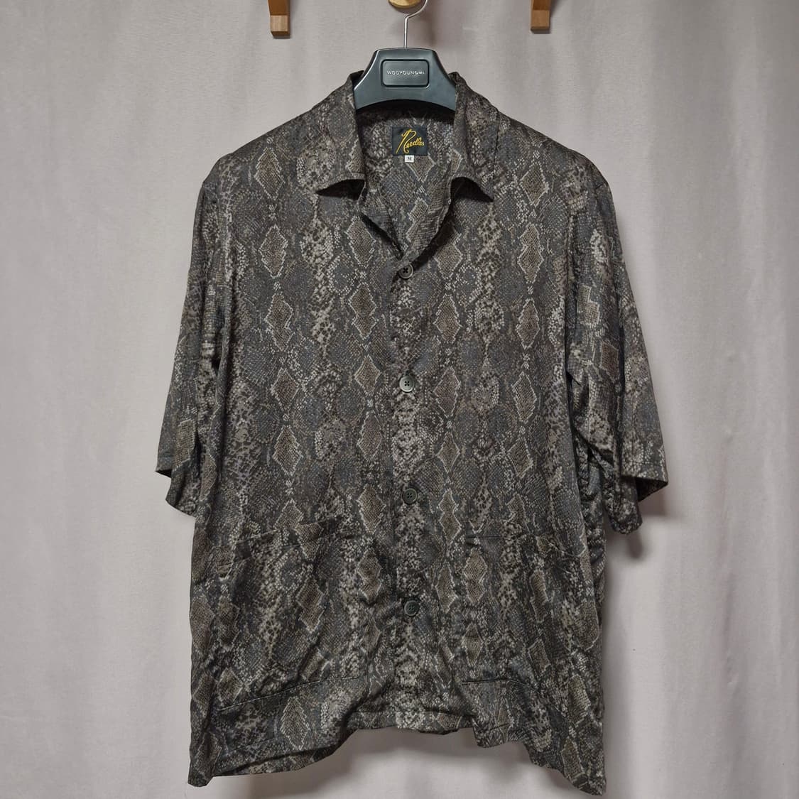 니들스 파이톤 카바나 셔츠 상품이미지1