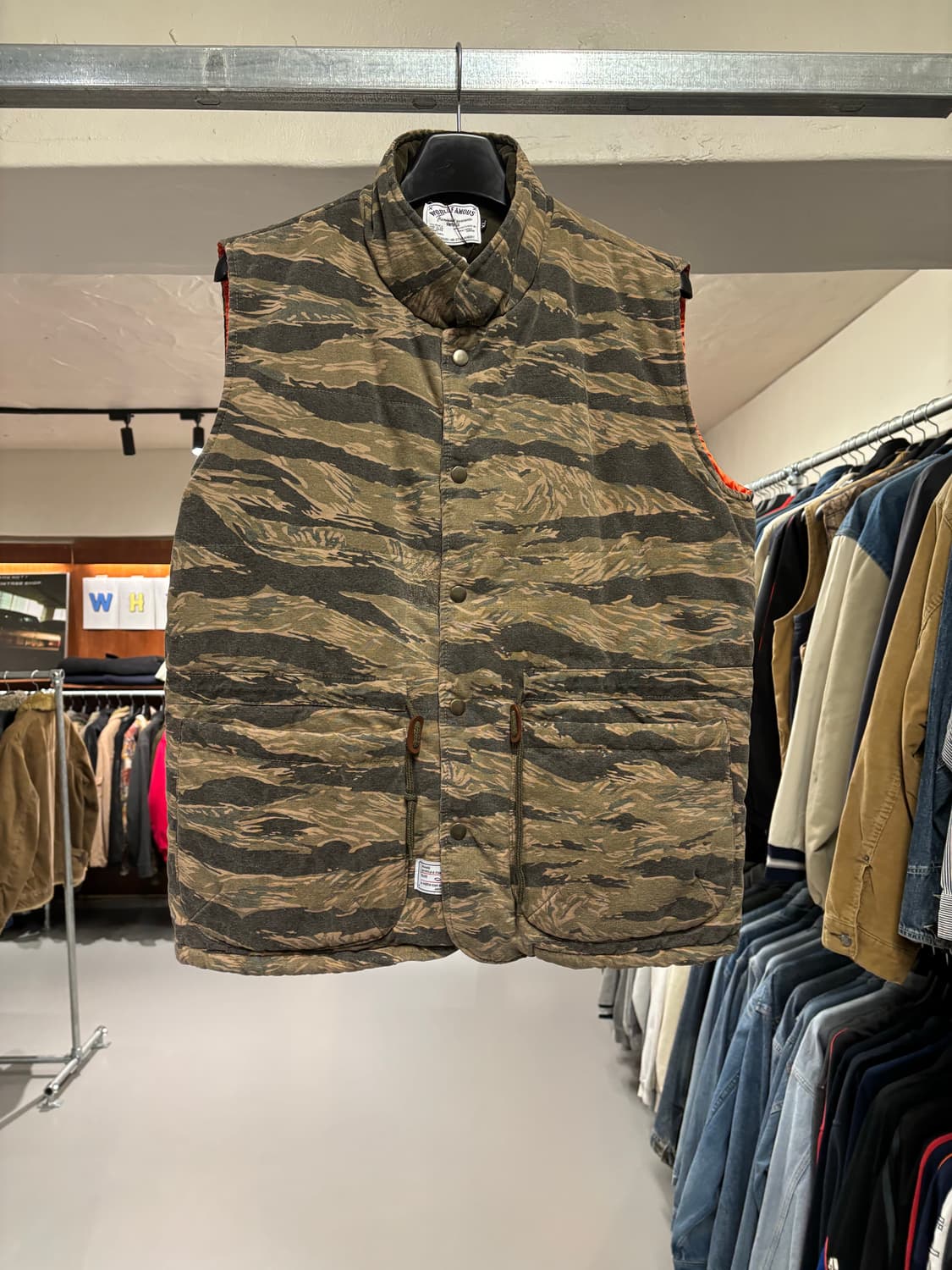 빈티지 타이거 카모 패딩 조끼 상품이미지4