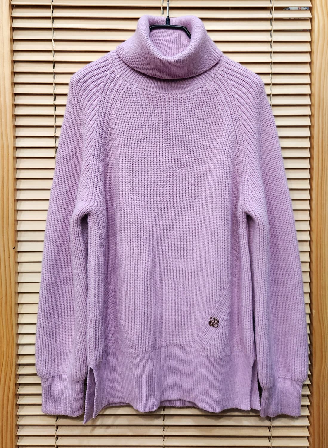 (새상품)에고이스트 장식포인트 터들넥니트55 상품이미지1