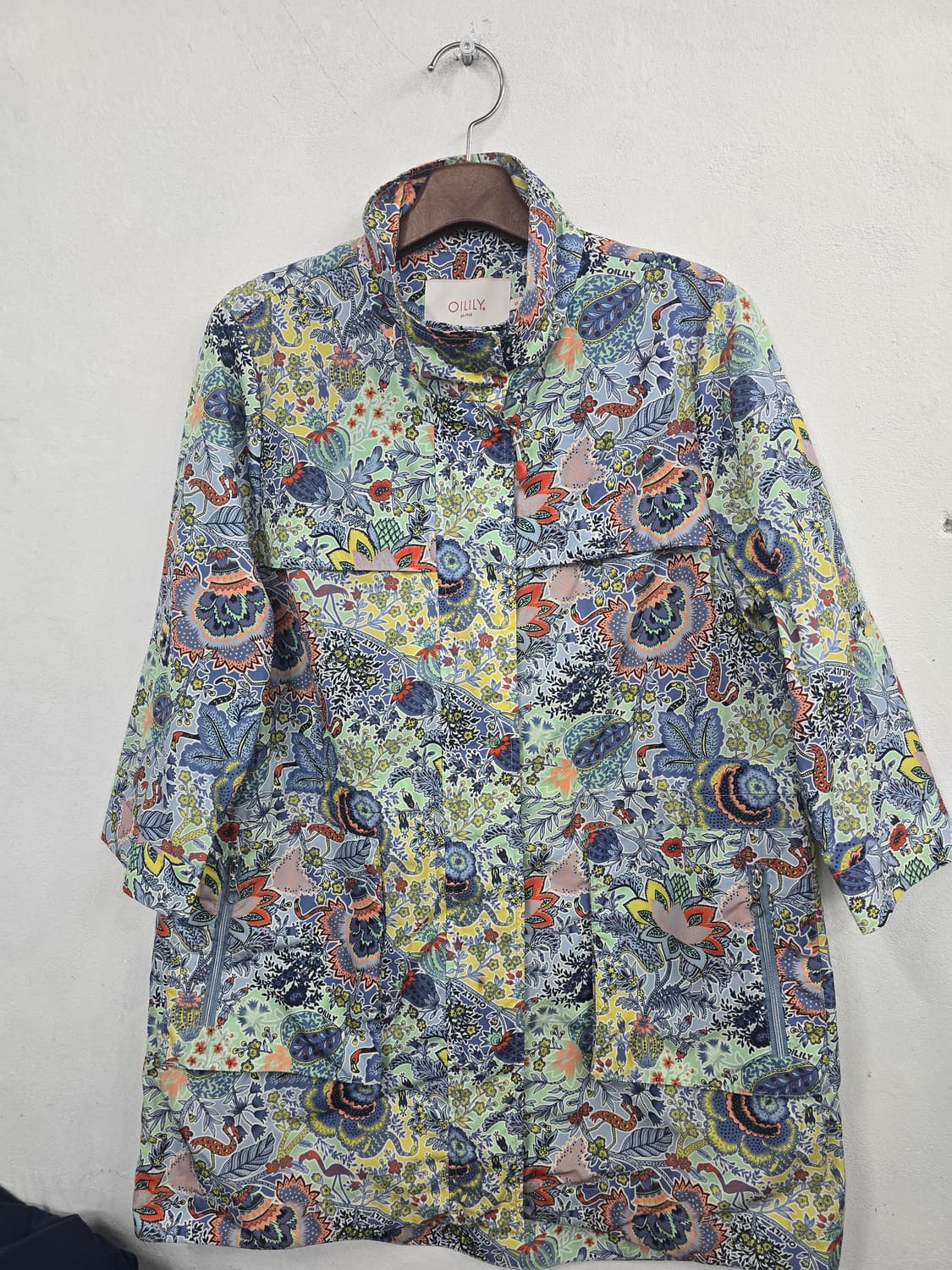 오일릴리 플라워 패턴 하프 바람막이 상품이미지1