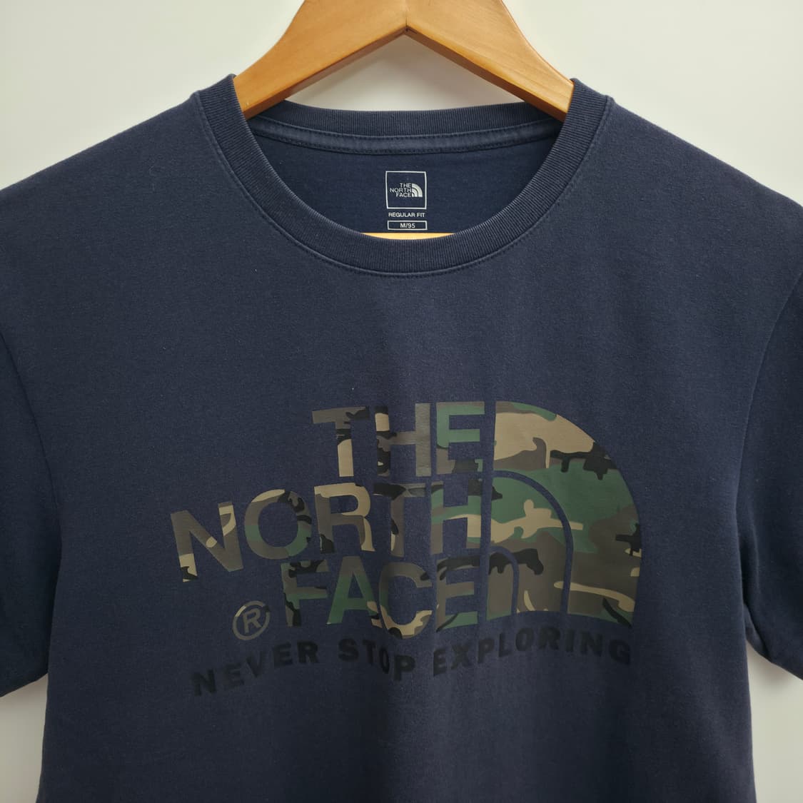 [M] 노스페이스 카모 반팔 티셔츠 네이비 상품이미지2