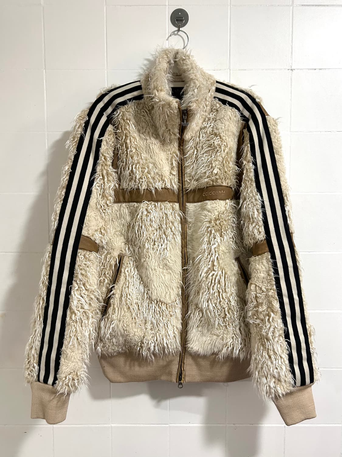 아디다스 00s 브라운 플리스 자켓 상품이미지1