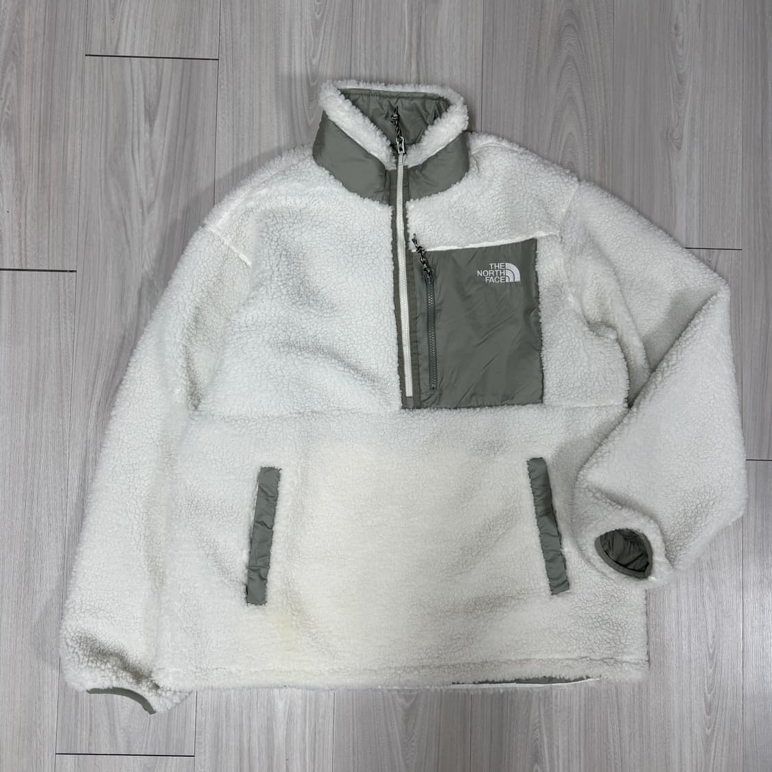 노스페이스 플레이 리버시블 뽀글이 아노락 상품이미지3