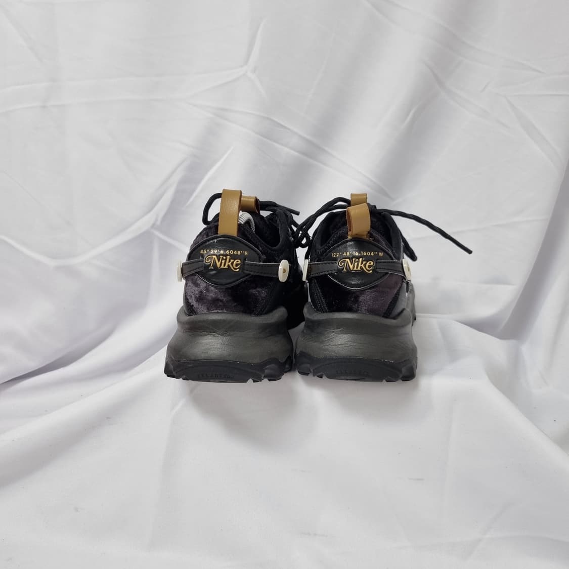 240 나이키 TC 7900 블랙 블링 스니커즈 상품이미지3