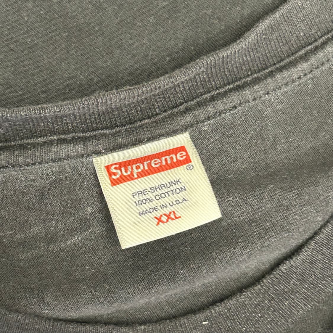 슈프림 XXL 24 S/S 파리 티셔츠 블랙 상품이미지3