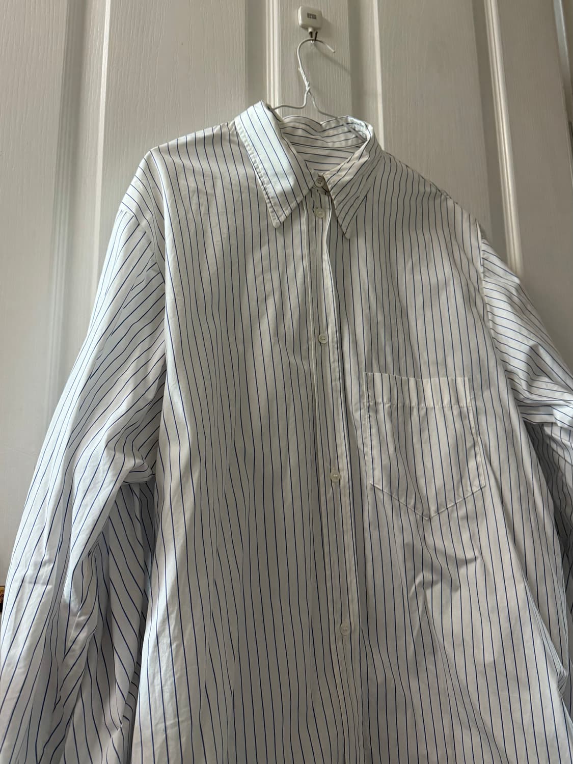 메종마르지엘라 mm6 스트라이프 프릴 셔츠 상품이미지3