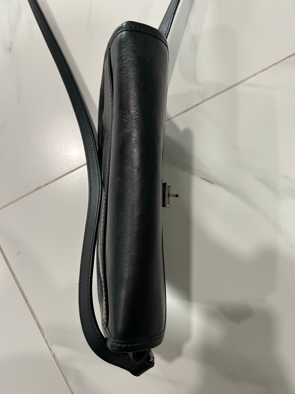 아트이프엑츠 카트리지 레더백 상품이미지6