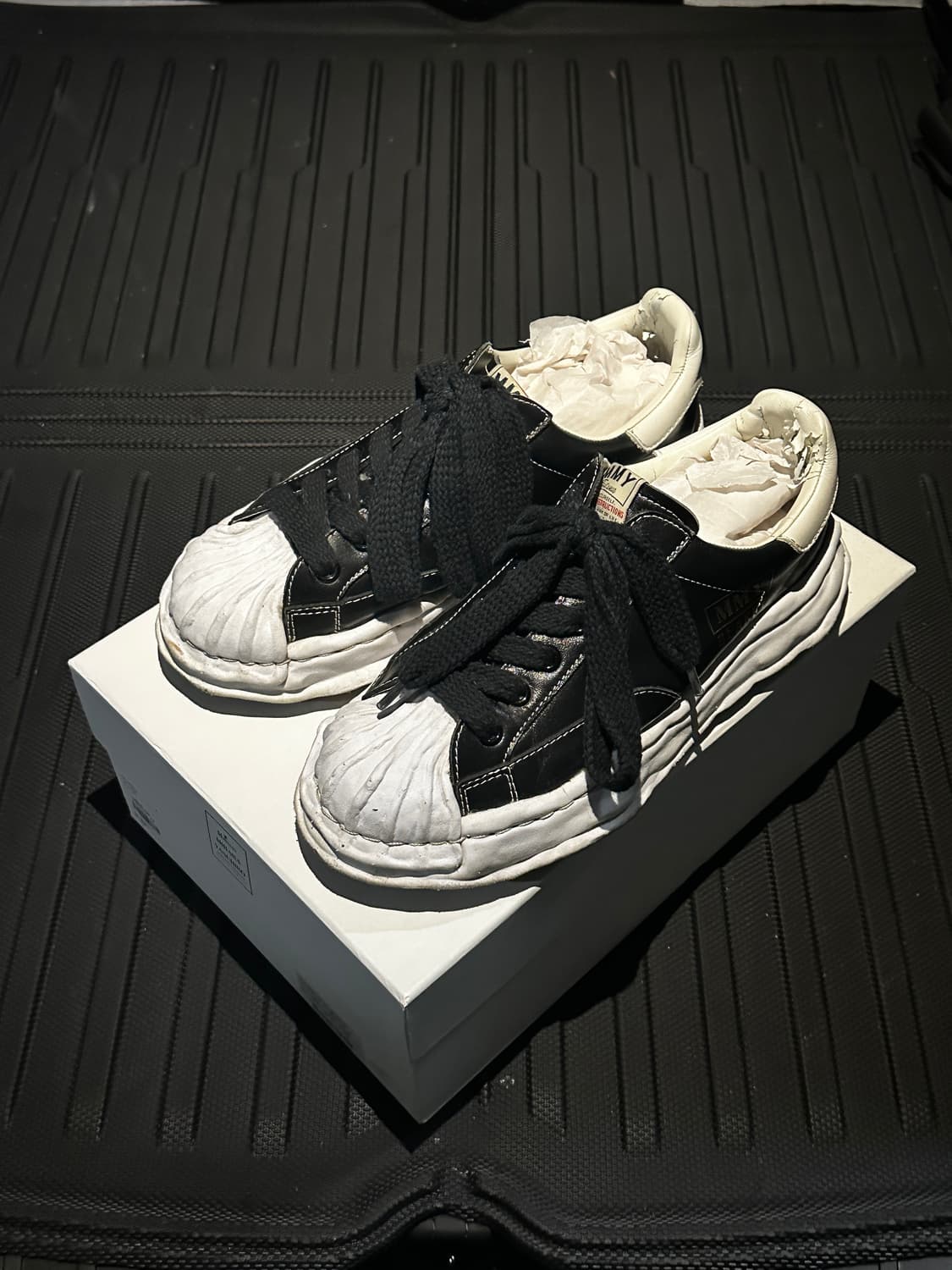 [42] 미하라야스히로 블레이키 레더 검흰 상품이미지1