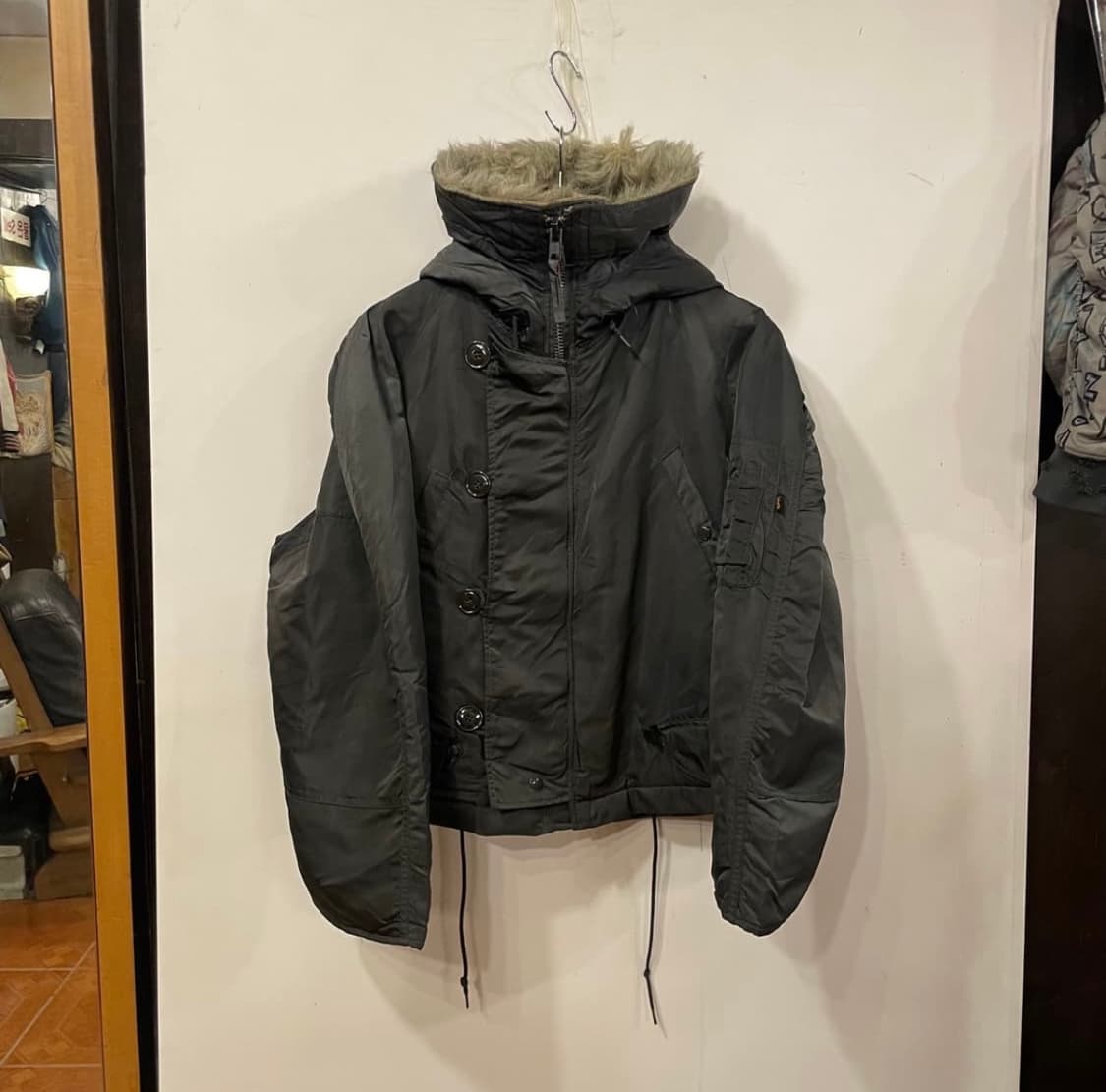 알파인더스트리 리메이크 크롭봄버 S 상품이미지2