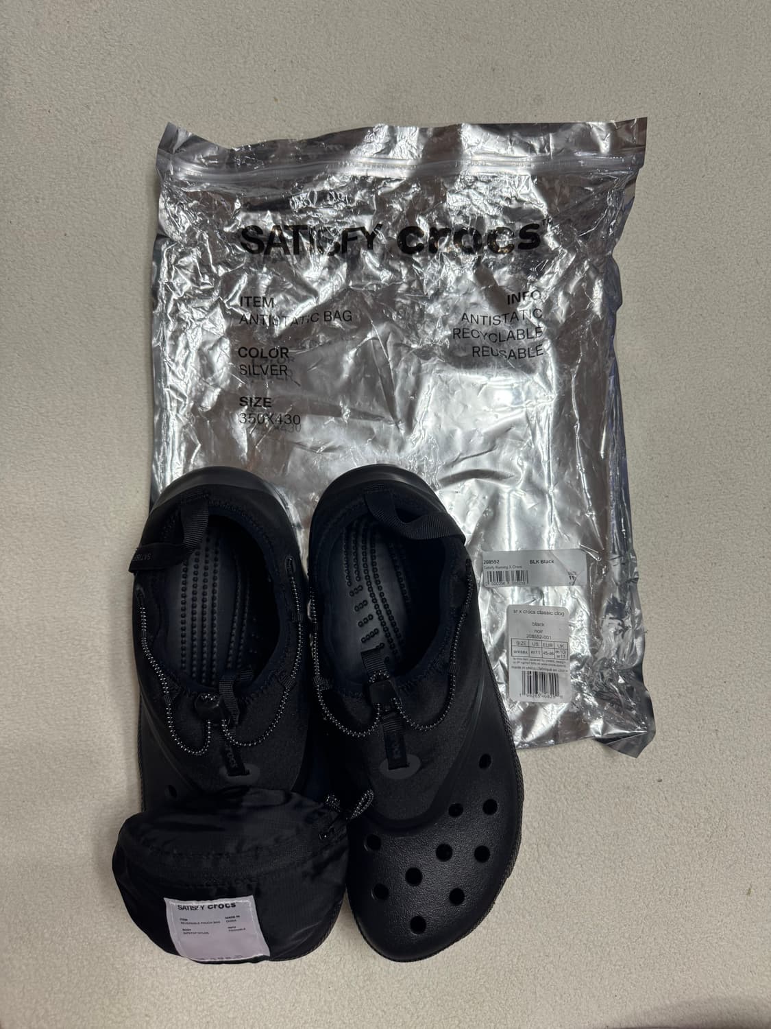 크록스 x 새티스파이 클래식 클로그 블랙 290 상품이미지8