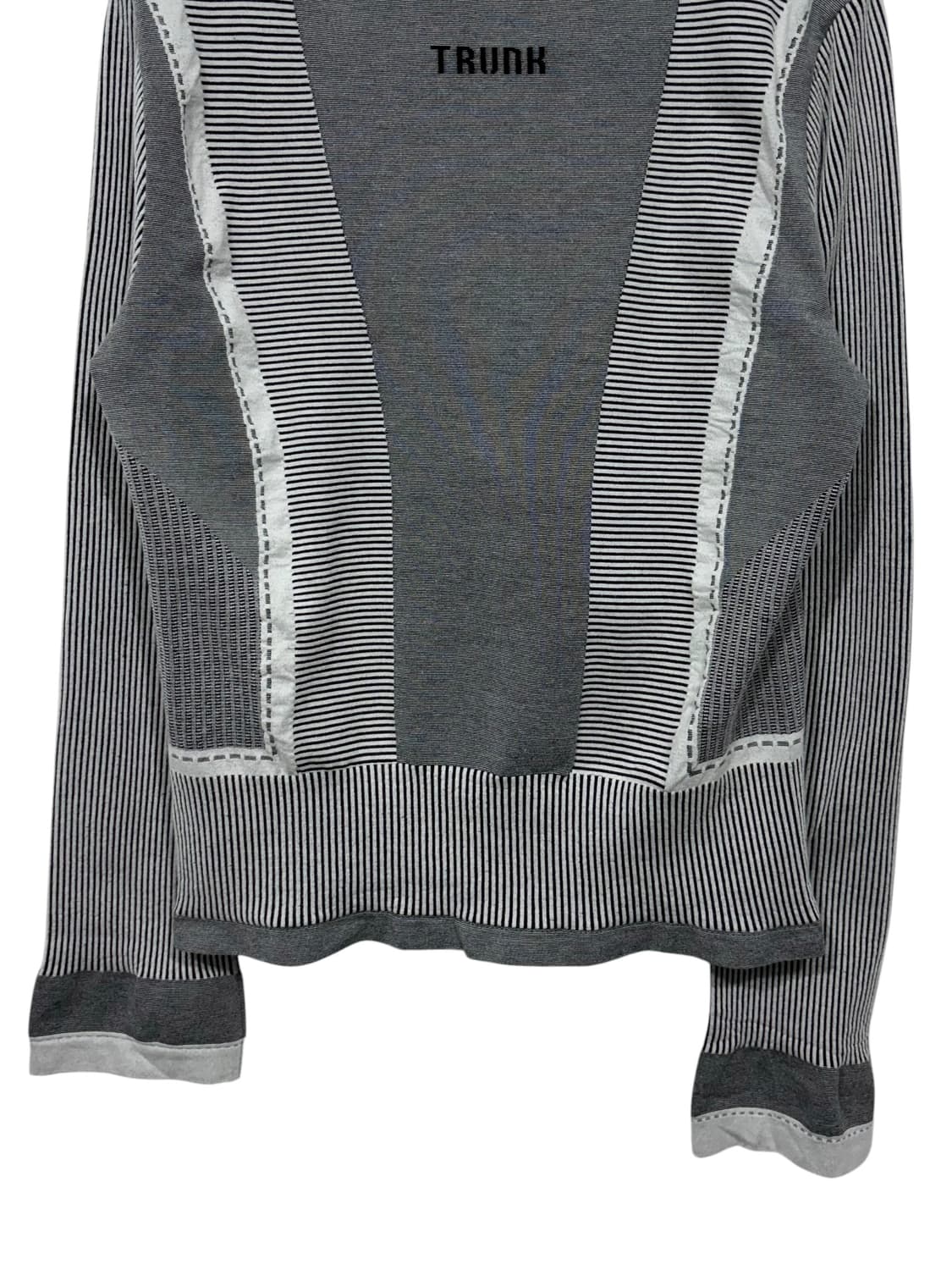 TRUNK structured pattern knit top 상품이미지7