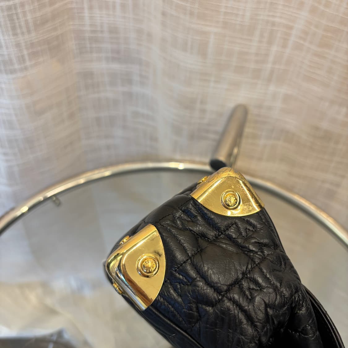 정품 메트로시티 퀄팅 금장 크로스 토트백     상품이미지10