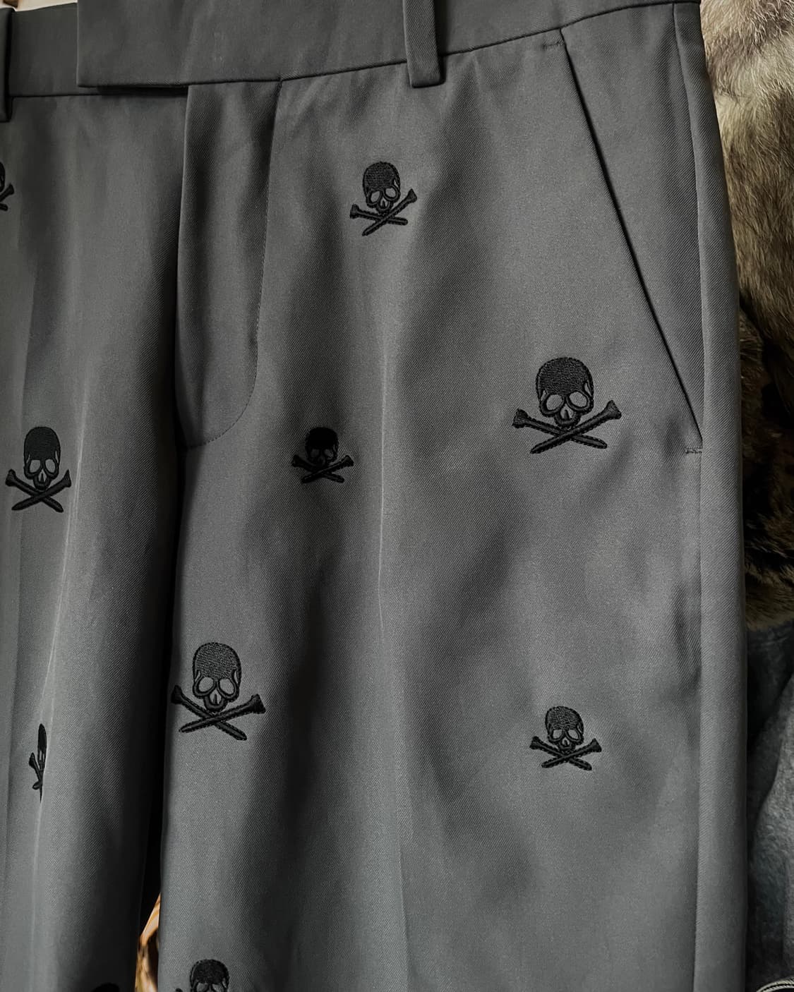 G/FORE Vintage Skull Embroidery Shorts 상품이미지5