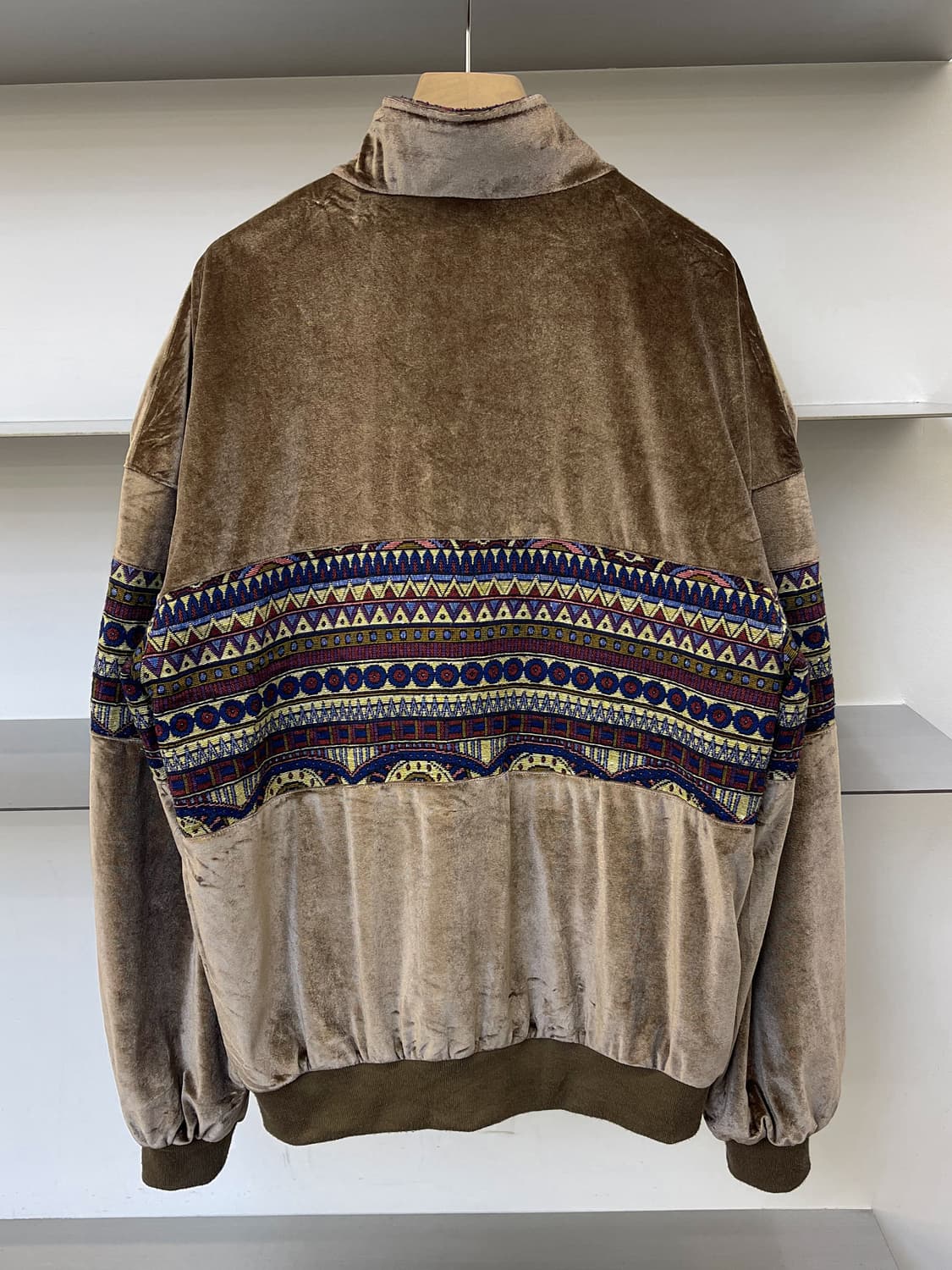 Two-Sided 에스닉 벨루어 봄버 자켓 상품이미지5