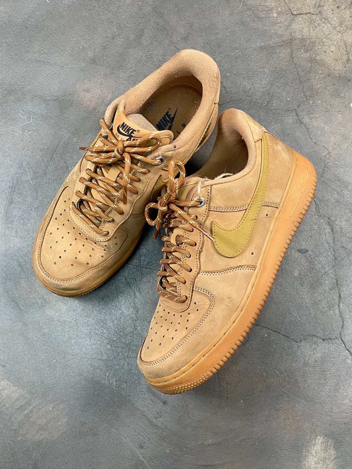 나이키 에어포스 머스타드 상품이미지1