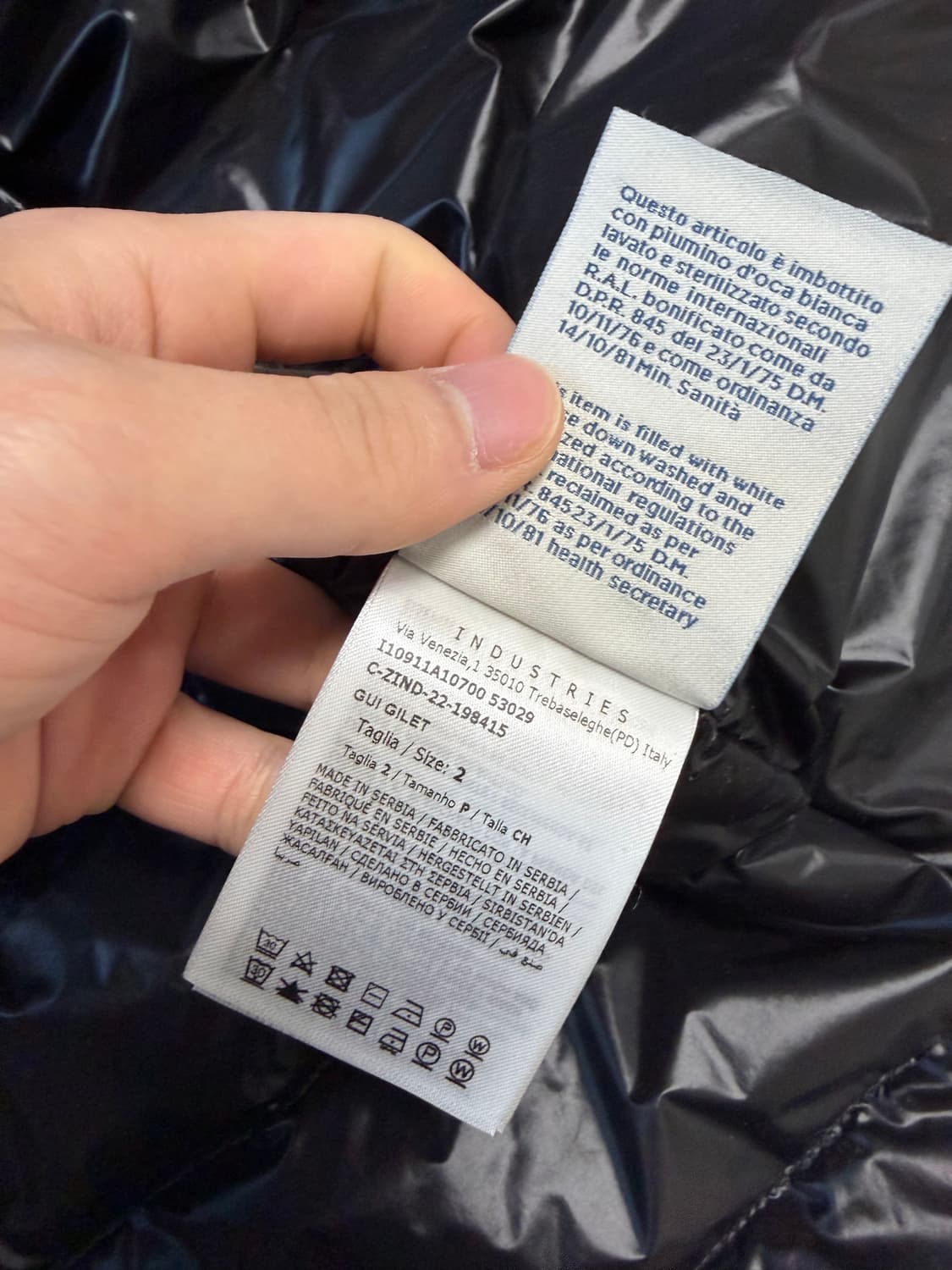 [새상품급/오케이몰]23fw 국문택 몽클레어 패딩조끼 2 블랙 상품이미지4