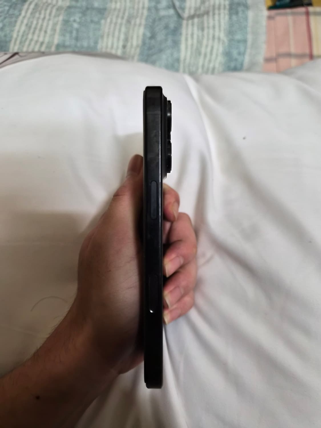 아이폰16프로 블랙 128GB 상품이미지3