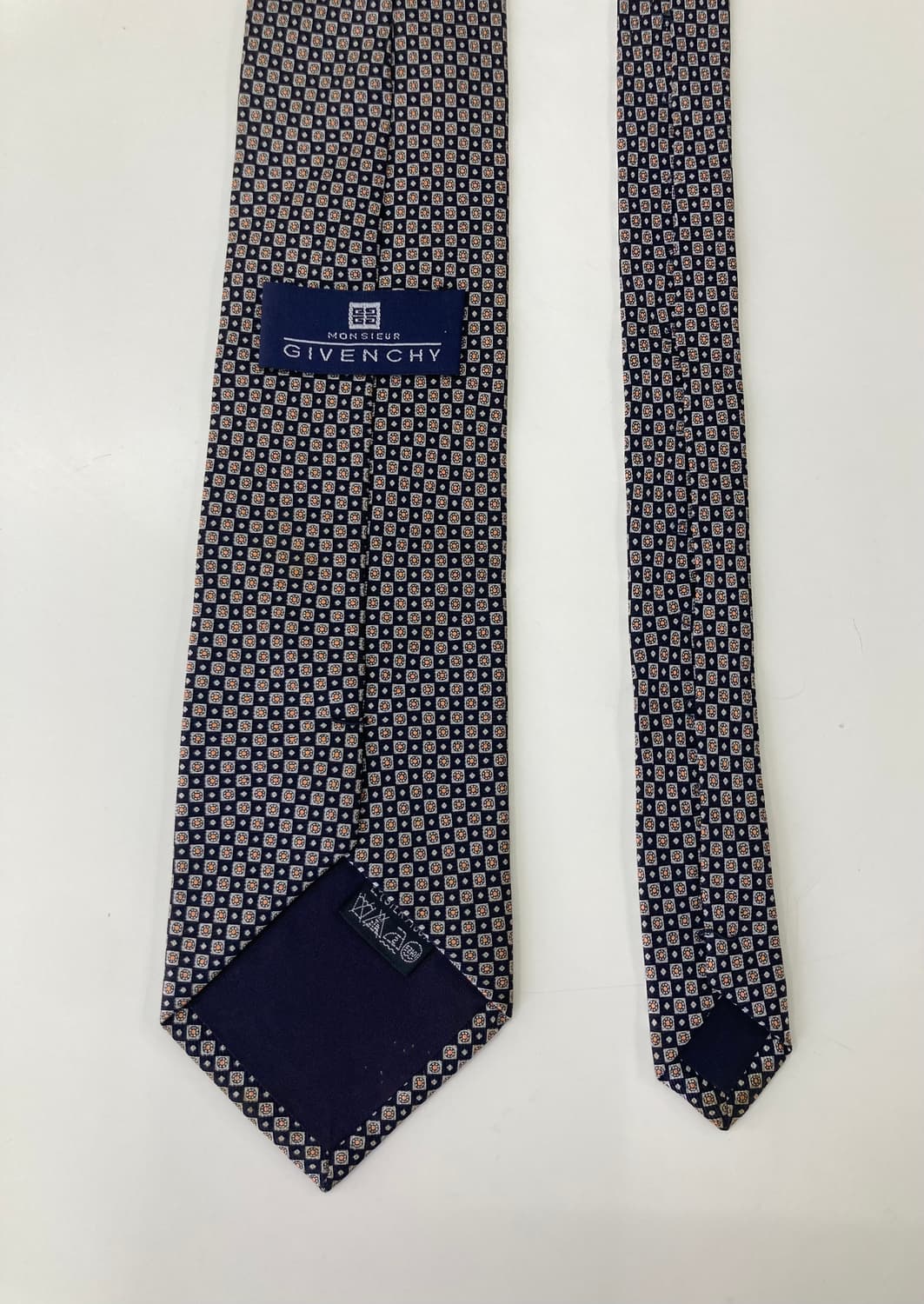 지방시 넥타이 상품이미지2