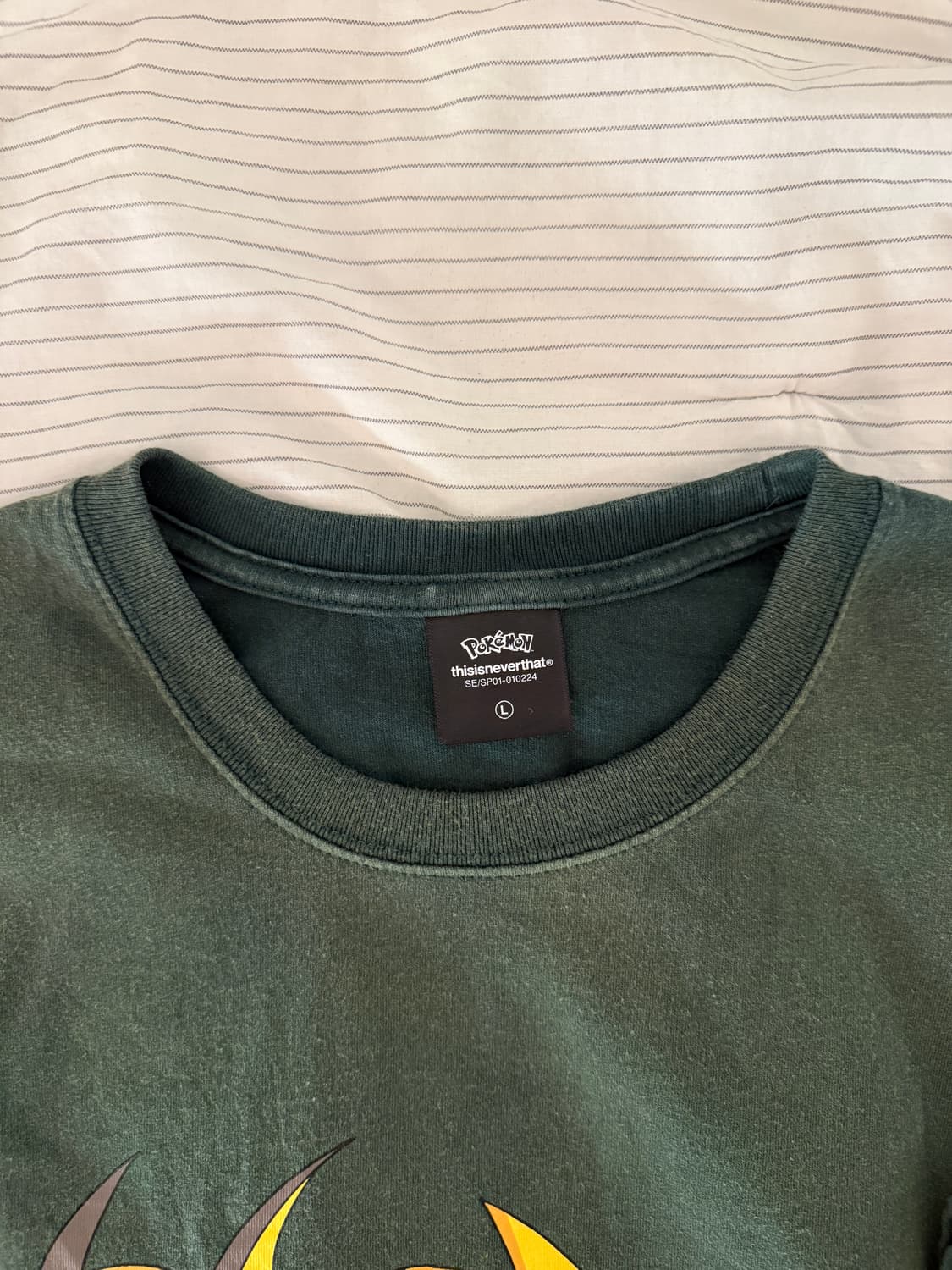 디스이즈네버댓 × 포켓몬 피카츄 워싱 티셔츠 상품이미지5