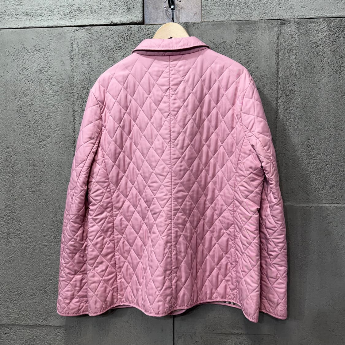 버버리 우먼스 핑크 퀼팅 자켓 made in ENGLAND (L)   상품이미지4