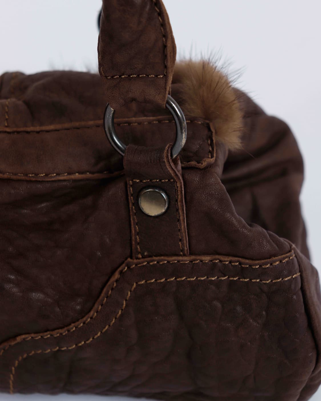 [ONE'S HEART] 브라운 퍼 트리밍 빈티지 레더 숄더백 상품이미지6