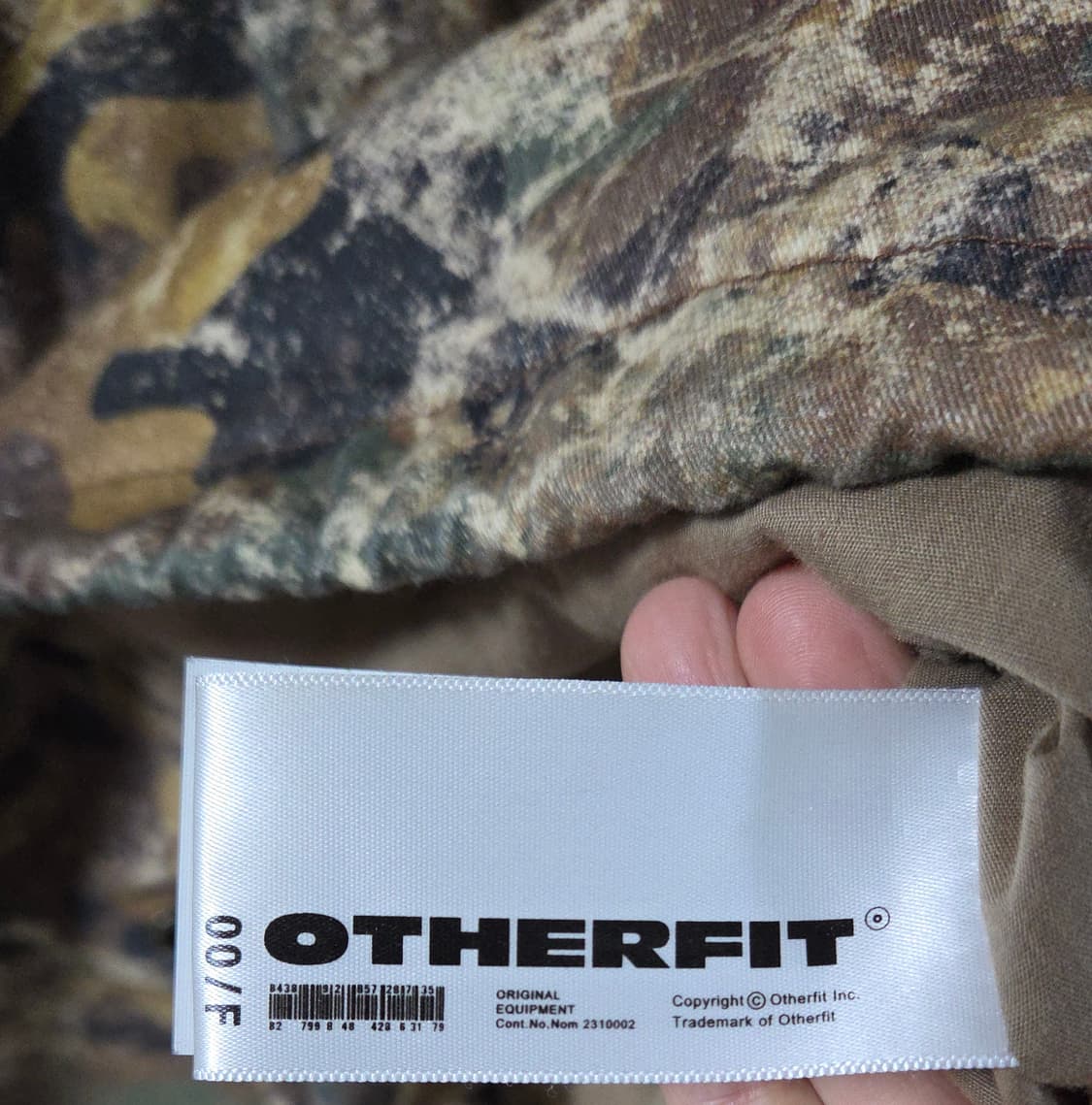 (착샷) 아더피츠 숏 카멜 야상 모즈 코트 상품이미지3