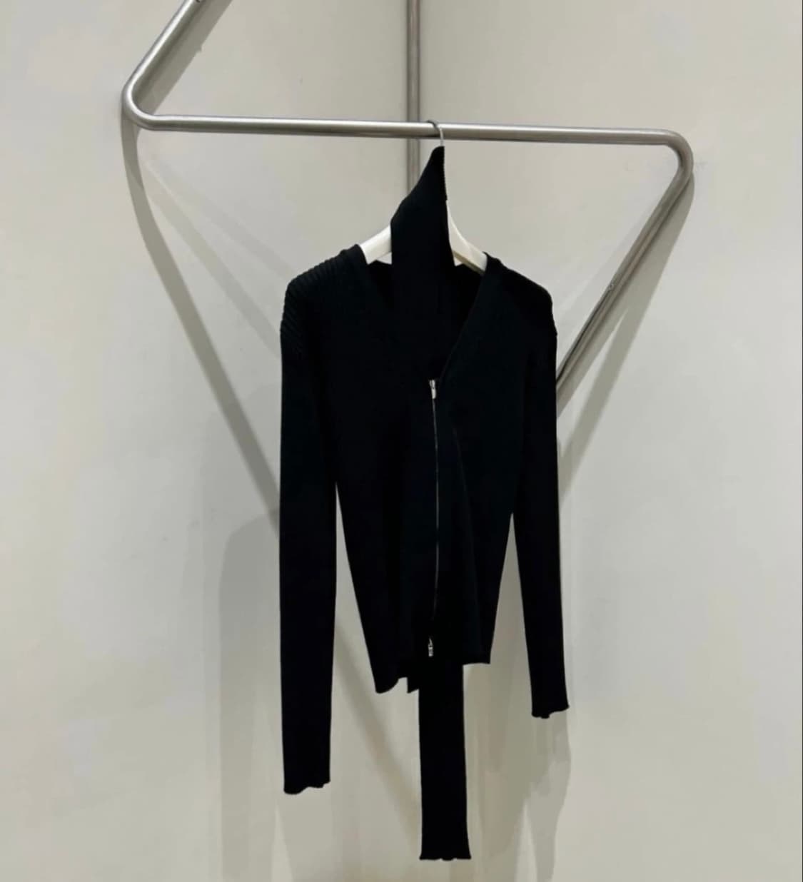 [미 시착 새 상품] 블러썸에이치 컴퍼니 가디건 니트s + 타이 상품이미지3