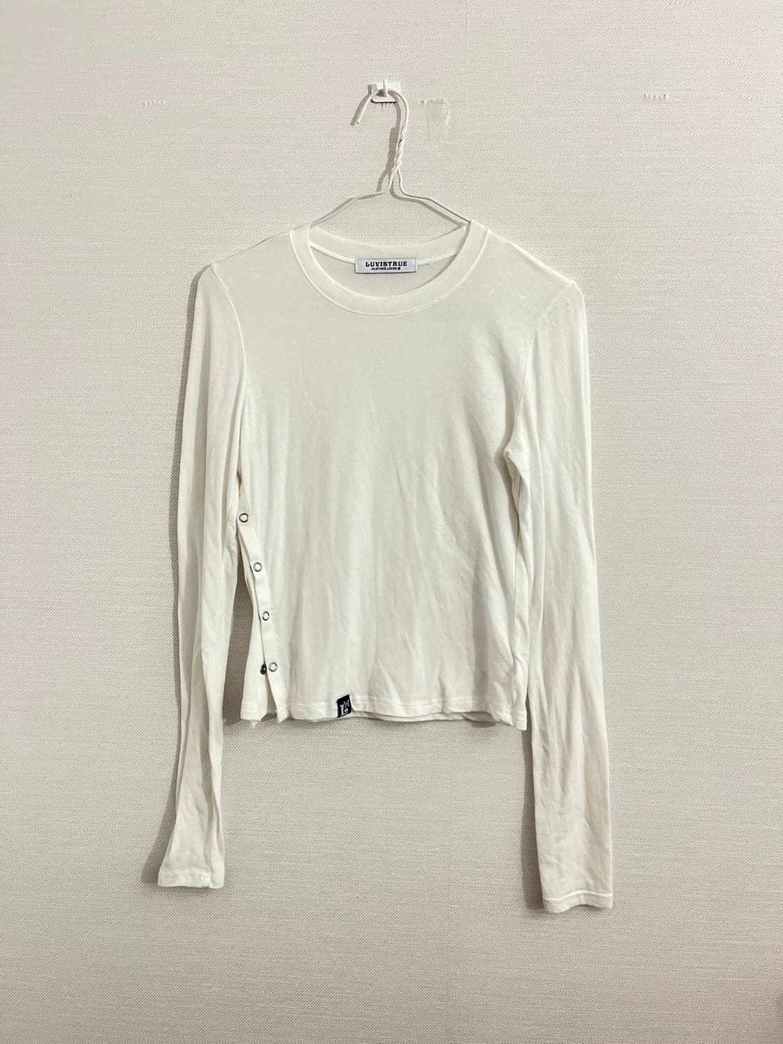 러브이즈트루 CL SLIT TEE 상품이미지6