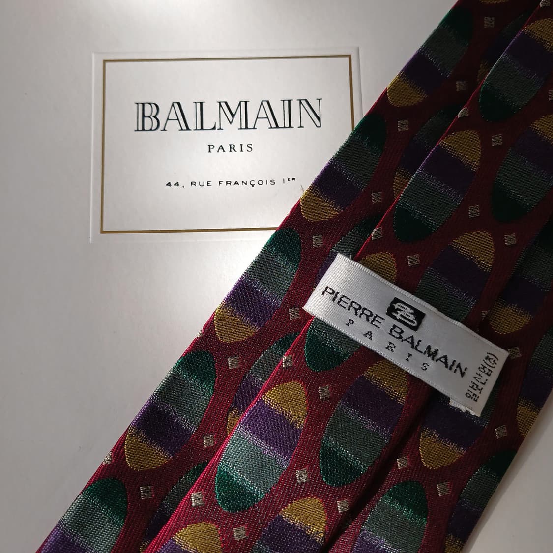 발망 실크 와인 컬러 기하 패턴 넥타이 9.6cm A등급 A19286
 상품이미지7