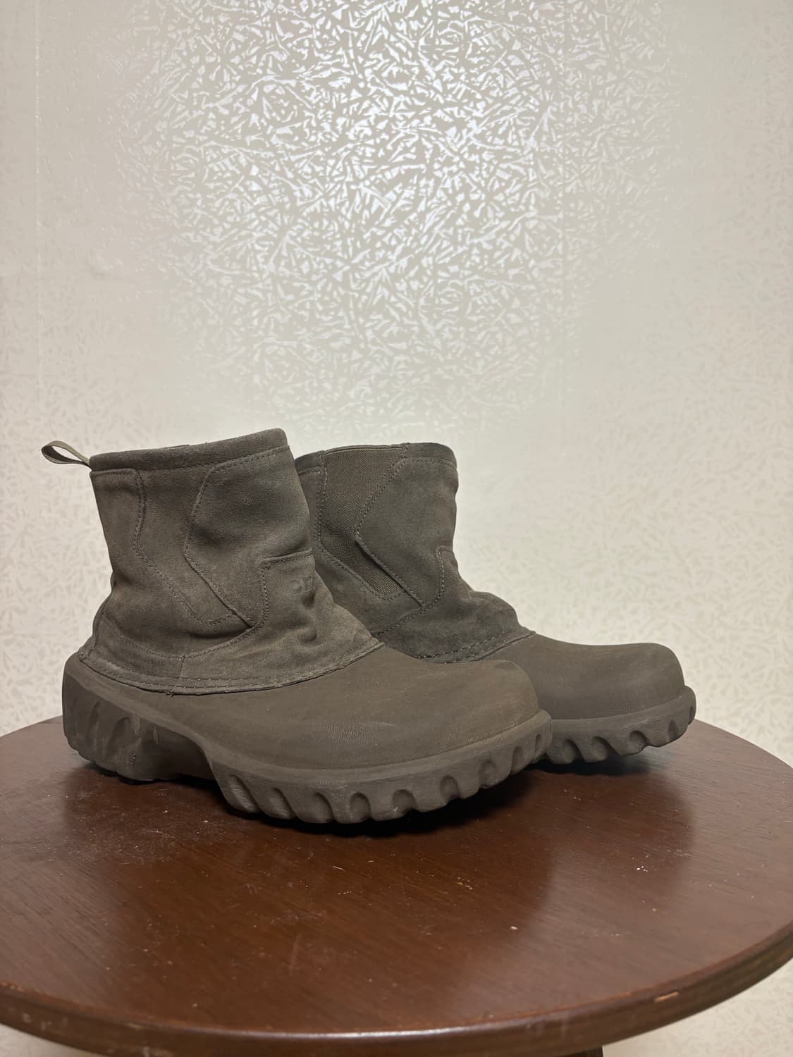 크록스 빈티지 방한부츠 상품이미지1