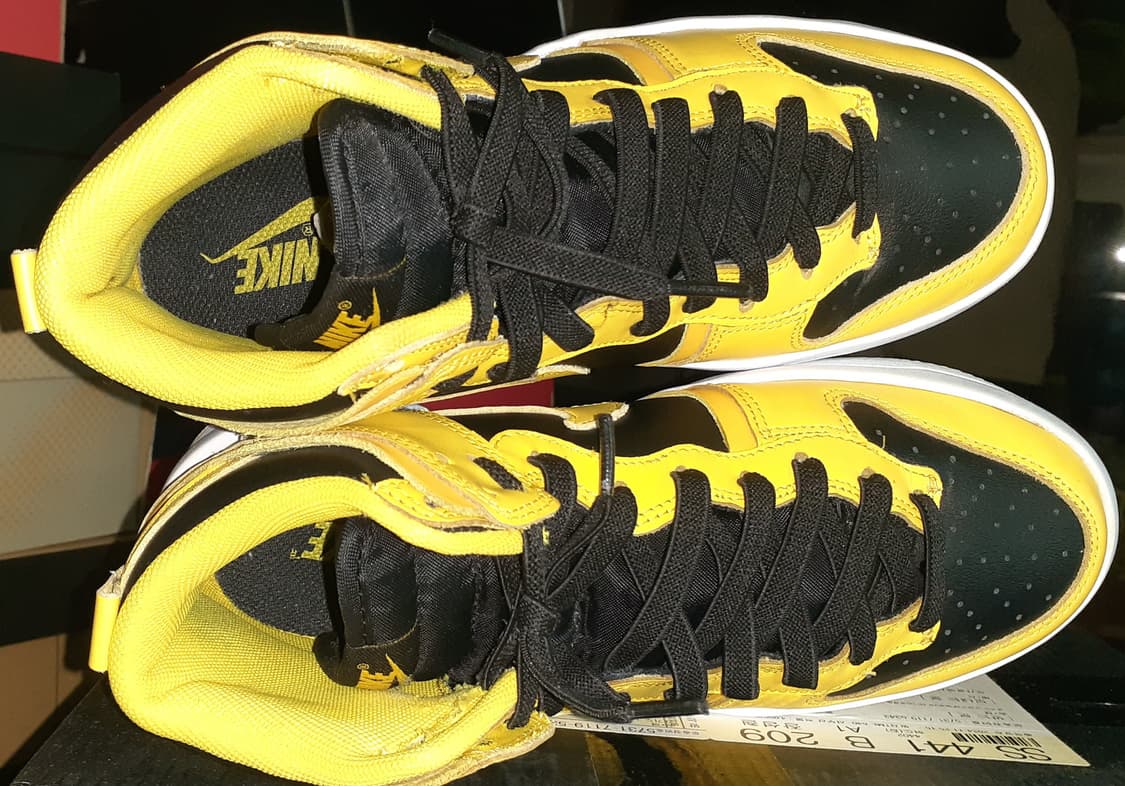 나이키 덩크 하이 업 블랙 엔 바시티 메이즈 240 상품이미지4