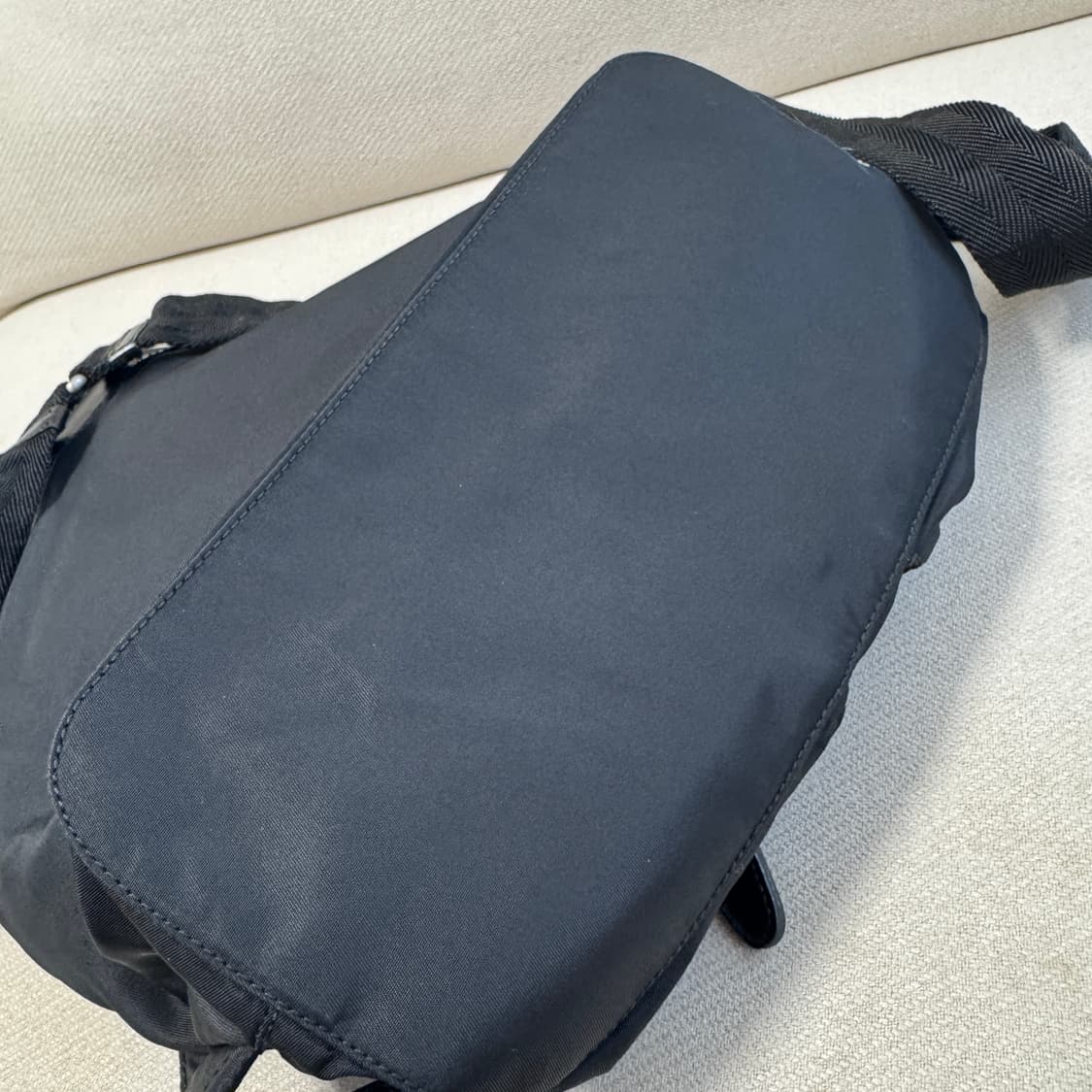 프라다 벨라 백팩 스몰 상품이미지5