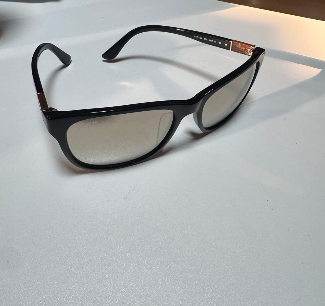 페라가모 SF701SK 선글라스 정품 (이서진 착용 모델) 상품이미지2