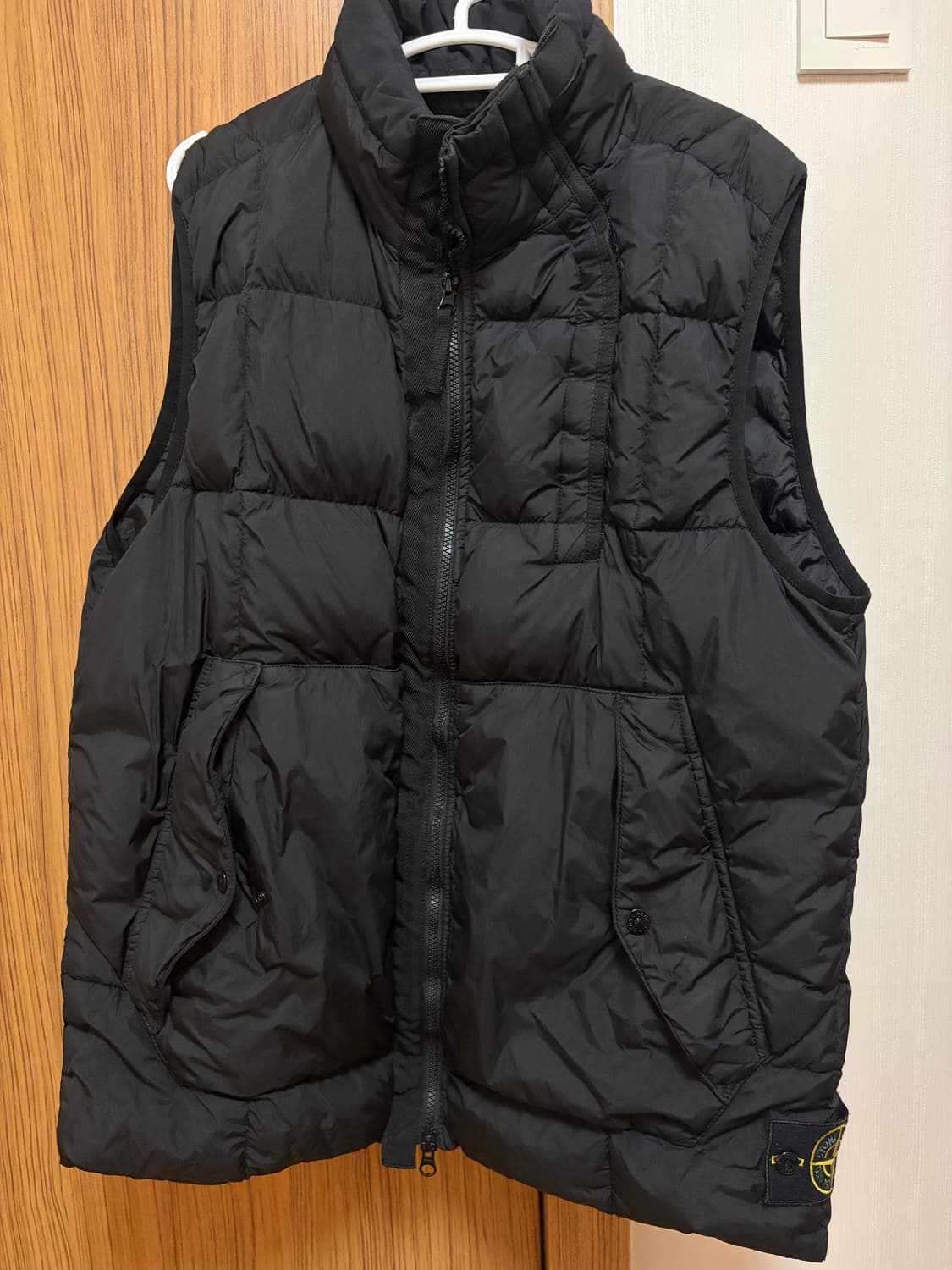 스톤아일랜드 패딩 베스트 105 상품이미지1