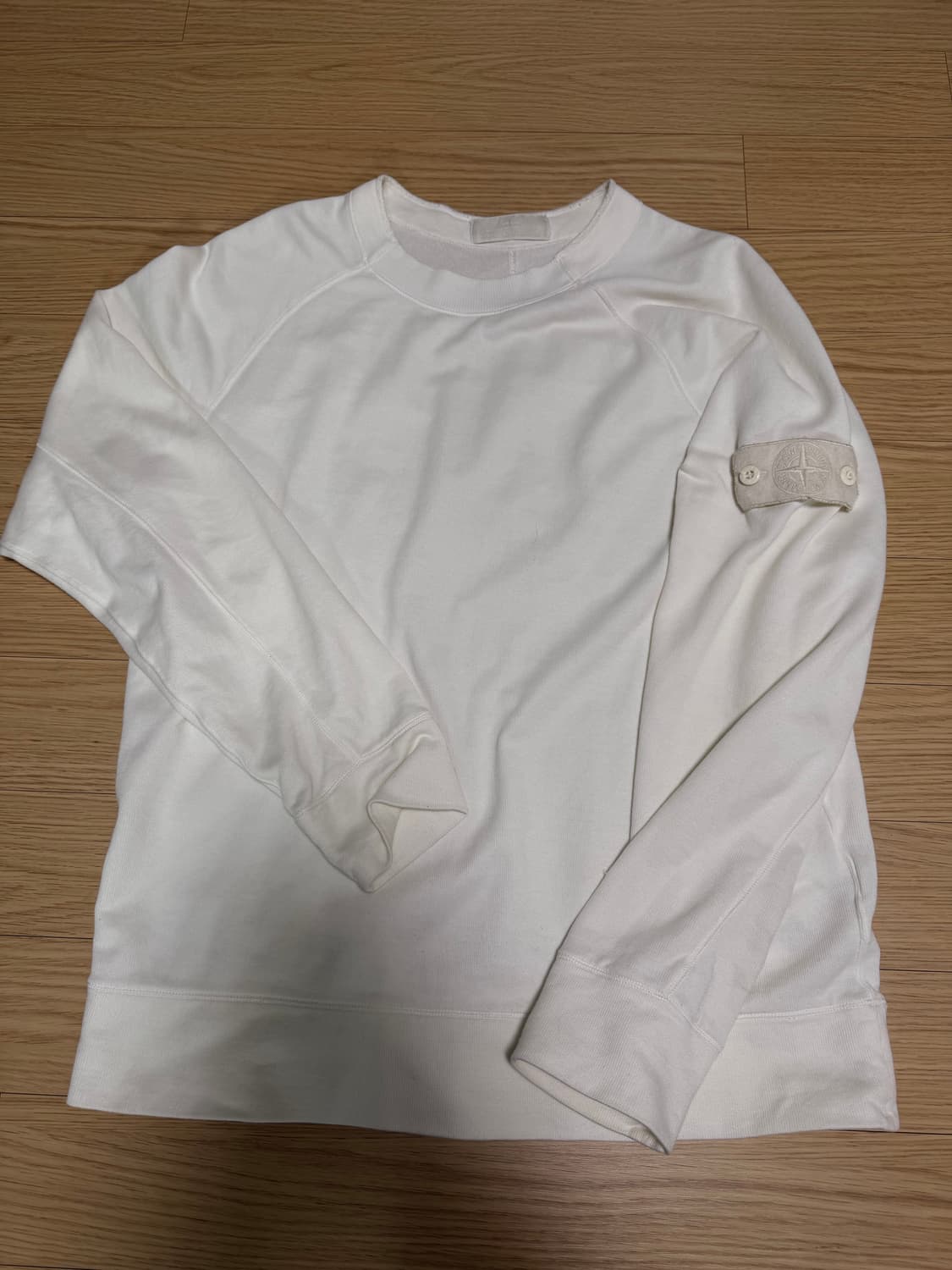 스톤아일랜드 고스트피스 맨투맨 S 상품이미지1