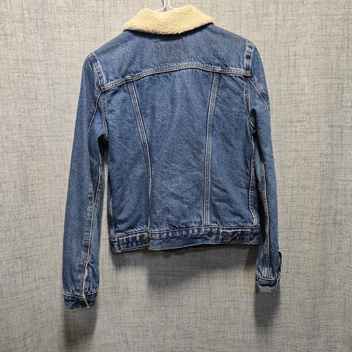 리바이스 여성 쉐르파 데님 트러커 자켓  상품이미지2