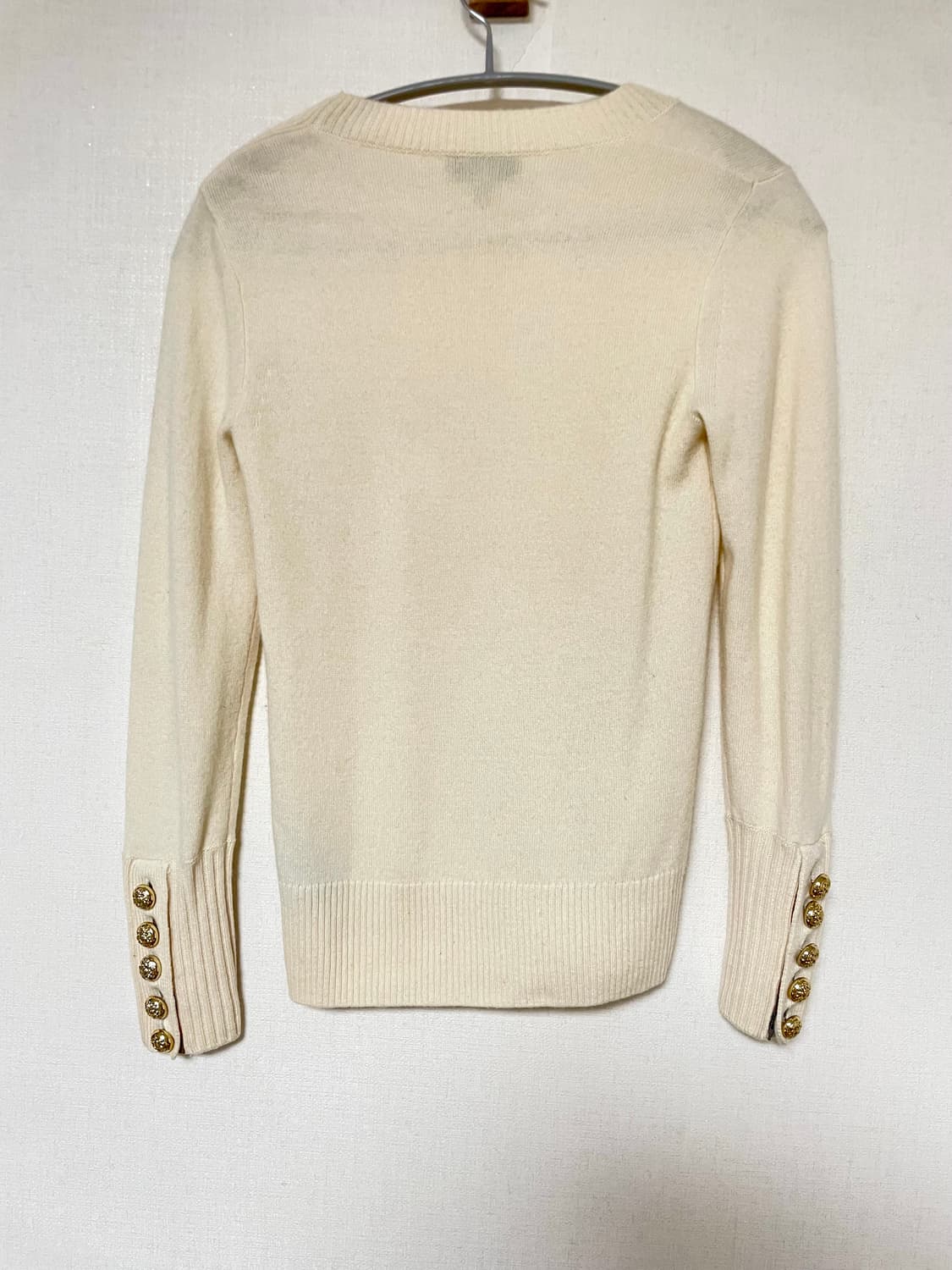 버버리 캐시미어 금장버튼 니트 XS 아이보리 정품 상품이미지2