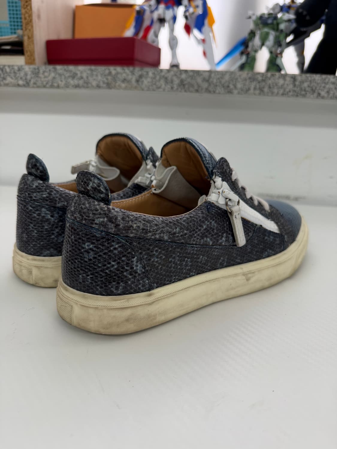 정품) 쥬세페자노티 블루 뱀피 스니커즈 37 상품이미지5